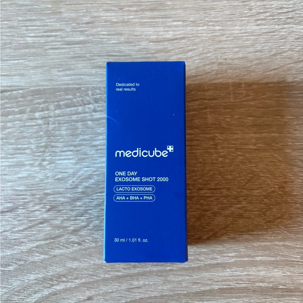 Medicube One Day Exosome Shot 2000 - Blue Serum
